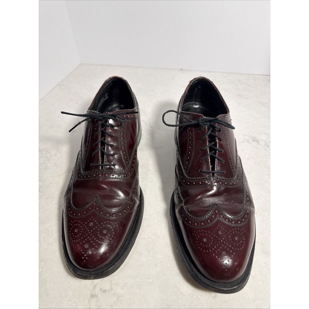 Vintage Florsheim Imperial Burgundy Wingtips V Cleat 17166 SZ 10D EXCELLENT